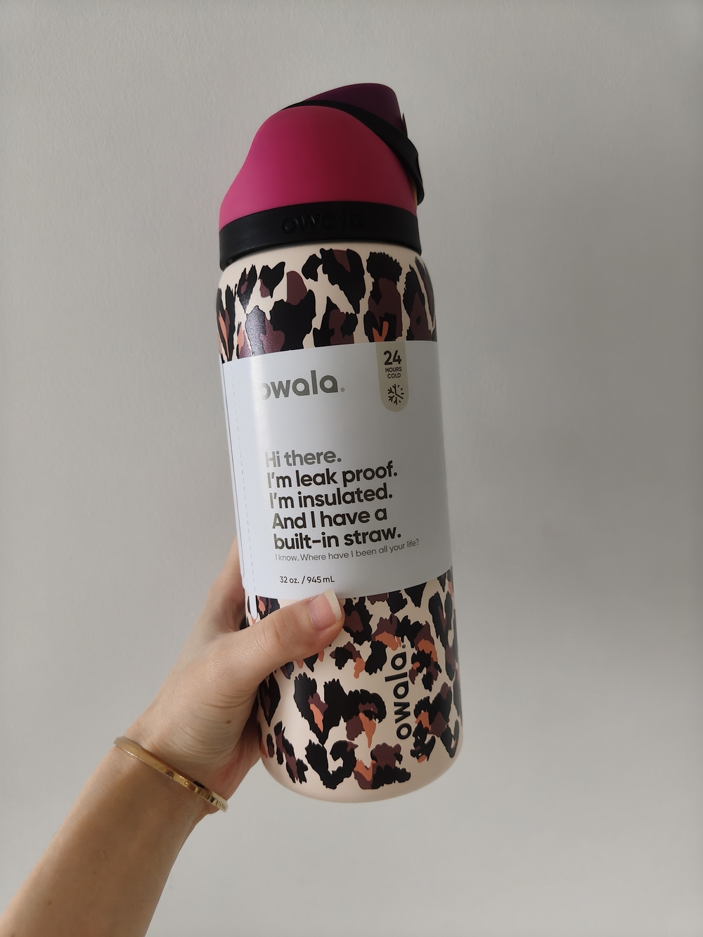 Owala 32oz FreeSip Water Bottle UO Exclusive Wild at Heart Cheetah Leopard Limit